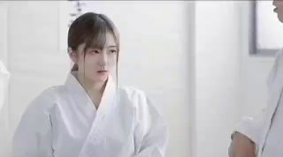 欧美嫩交在线_欧美亚洲精品成人视频
